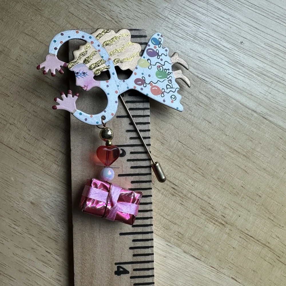 Karen Rossi Silvestri Fanciful Flights Birthday Girl Stick Pin w 2 Flower Brooch